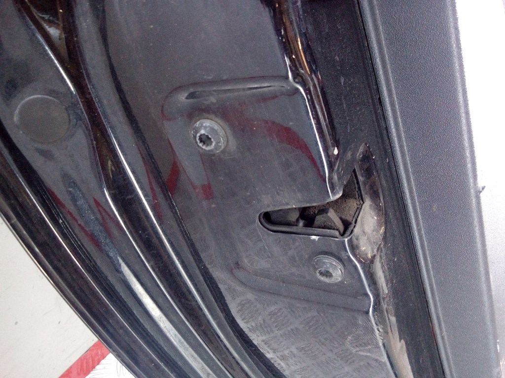 Дверь передняя левая SEAT Ibiza 2002-2008