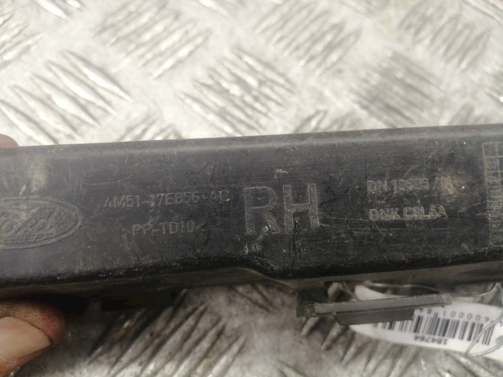 Кронштейн переднего бампера правый FORD Focus II 2005-2011