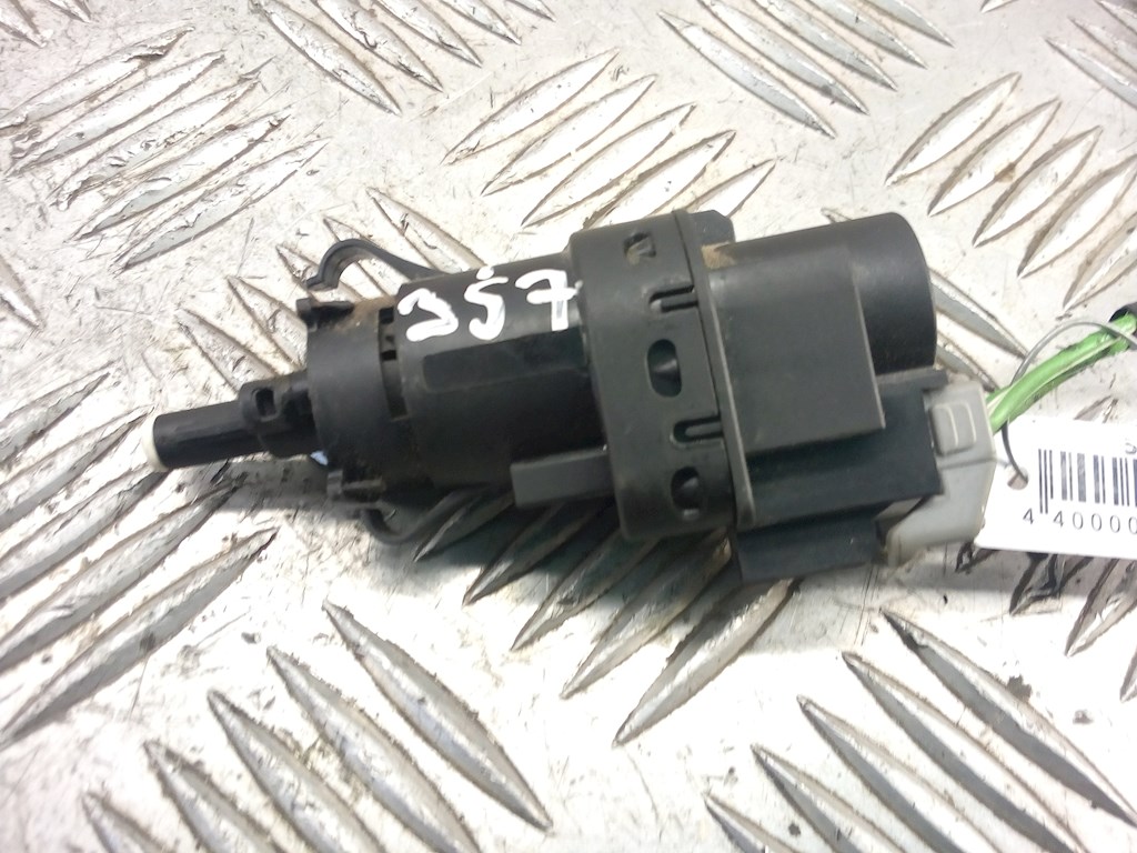 Выключатель концевой (концевик) Ford C-MAX 1 (2003-2010)