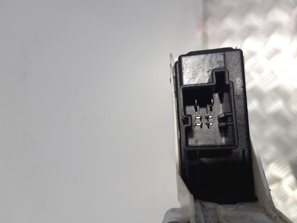 Моторчик (двигатель) стеклоподъемника AUDI A4 B8 2007-2015