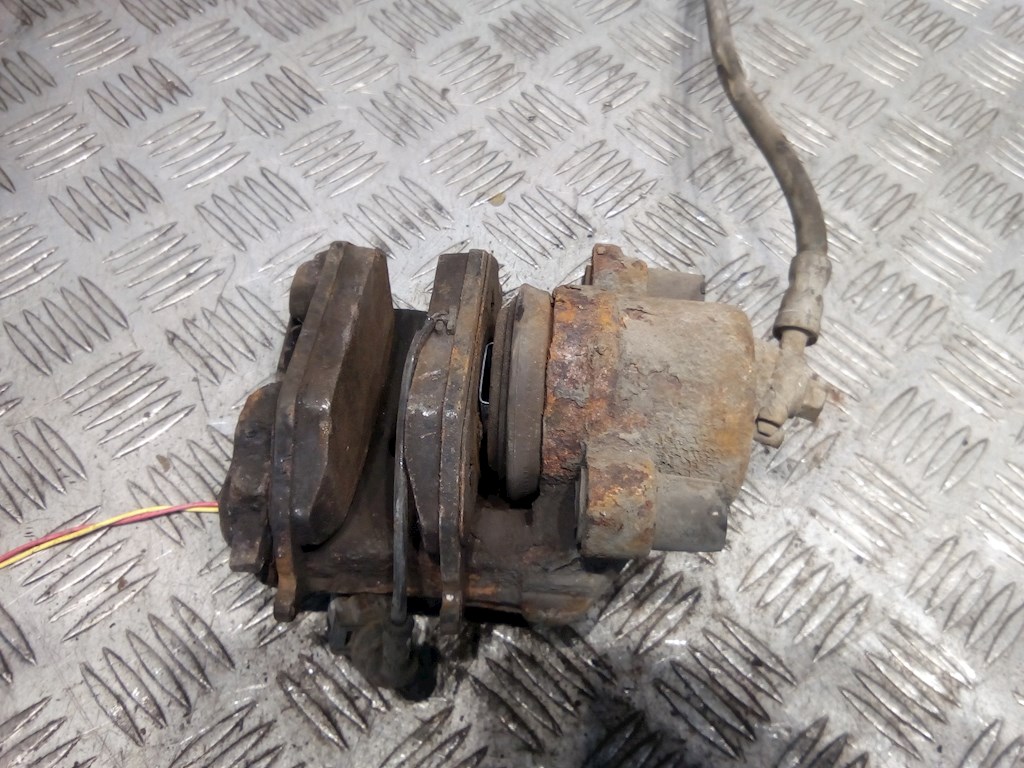 Суппорт передний левый SKODA Octavia A5 1Z- 2004-2013