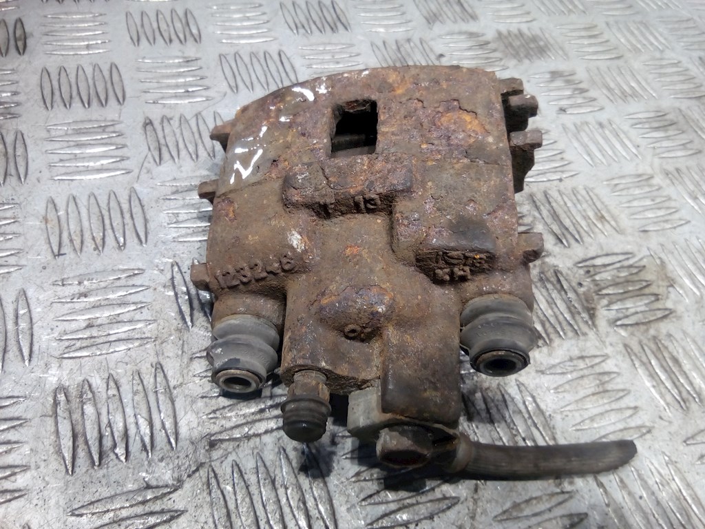 Суппорт задний правый CHRYSLER PT Cruser 2000-2010