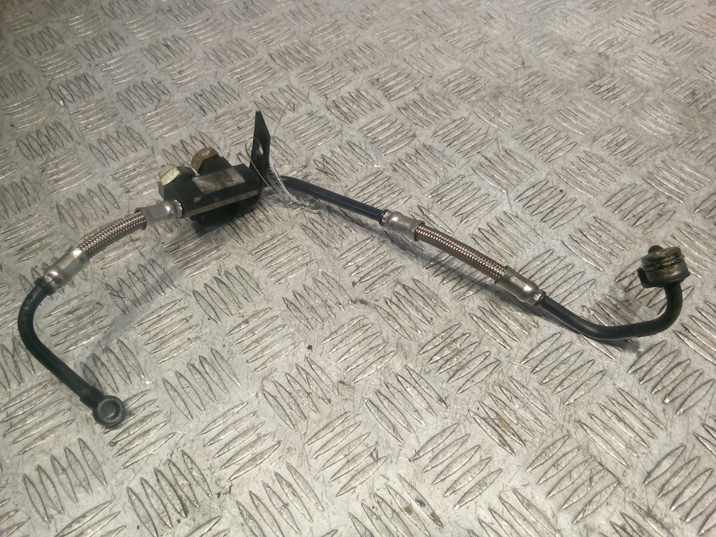 Трубка нагнетателя VOLKSWAGEN Passat B5 1997-2005