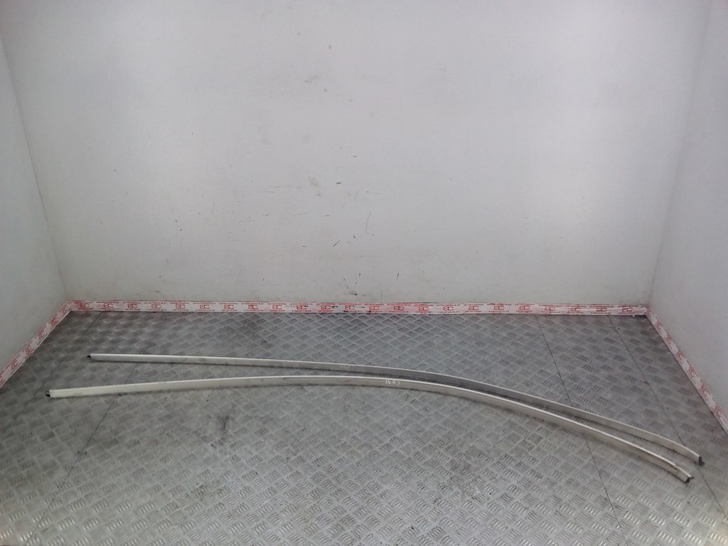 Накладка (молдинг) крыши Porsche Cayenne (955/957) (2002-2010)