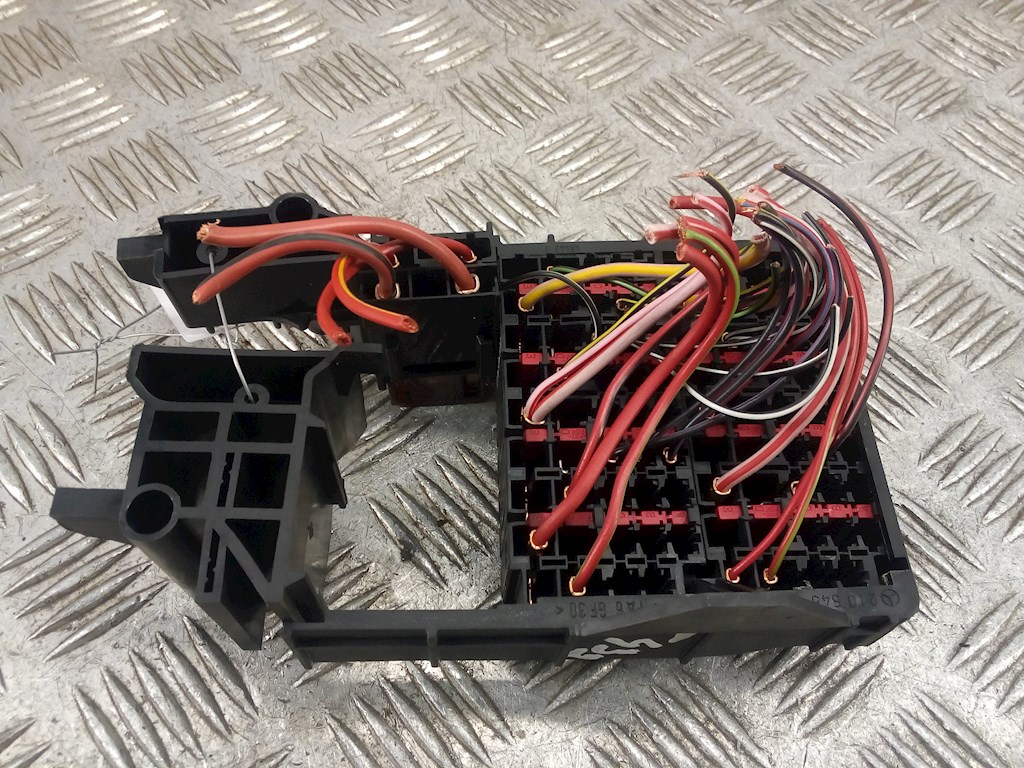 Датчик уровня в бачок омывателя MERCEDES-BENZ E-Class W210, S210 1995-2002