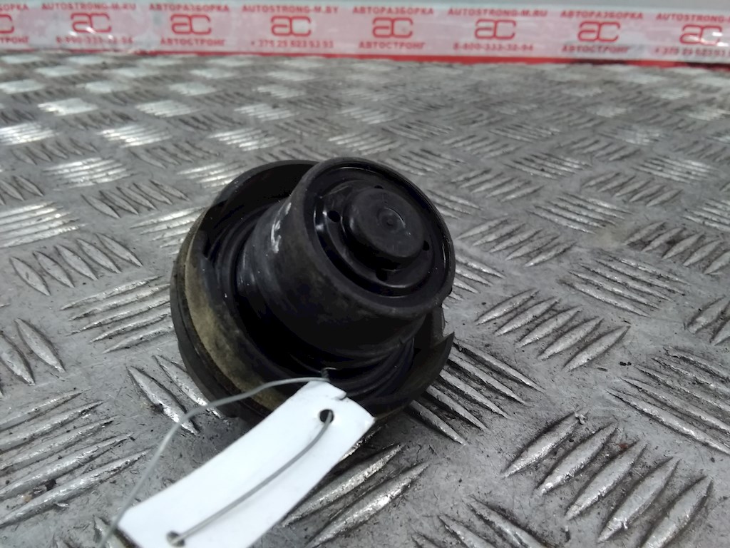 Крышка топливного бака VOLKSWAGEN Caddy III 2004-2015