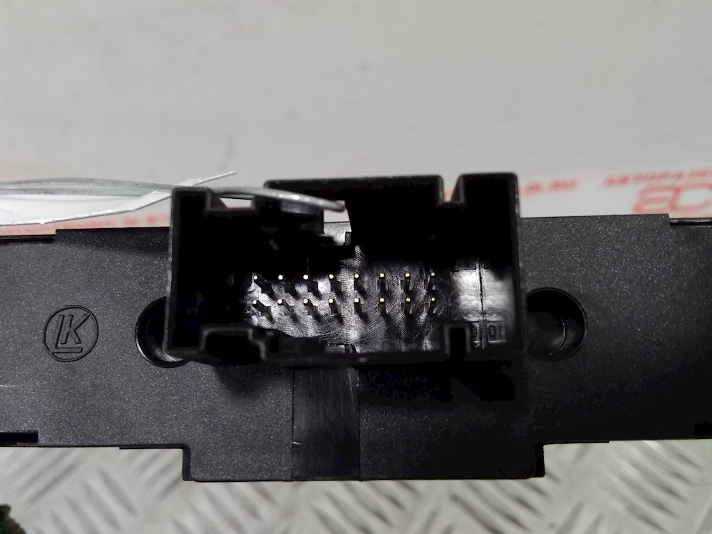 Кнопка аварийной сигнализации (аварийки) OPEL Astra H/Family 2004-2015