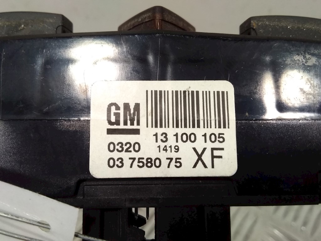 Кнопка аварийной сигнализации (аварийки) OPEL Astra H/Family 2004-2015