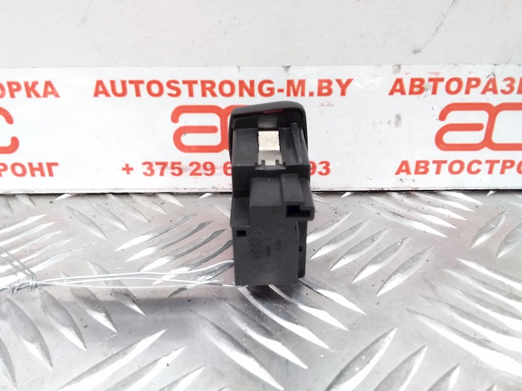 Кнопка аварийной сигнализации (аварийки) AUDI A4 B8 2007-2015