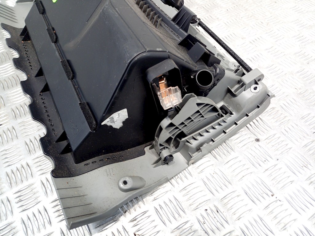 Бардачок SKODA Octavia A5 1Z- 2004-2013