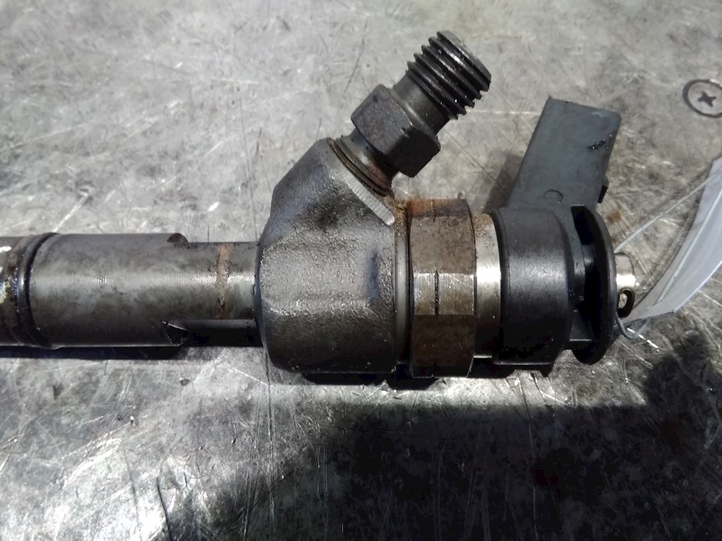 Форсунка дизельная электрическая MERCEDES-BENZ A-Class W169 2004-2012