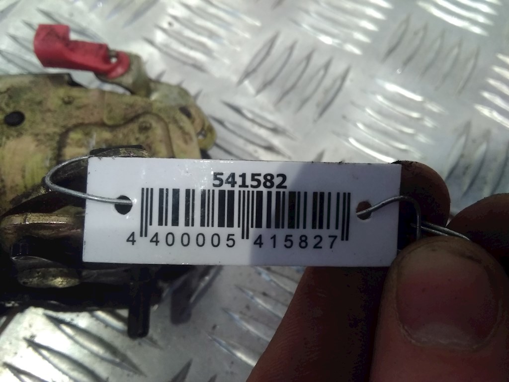 Замок двери задней левой CHRYSLER PT Cruser 2000-2010