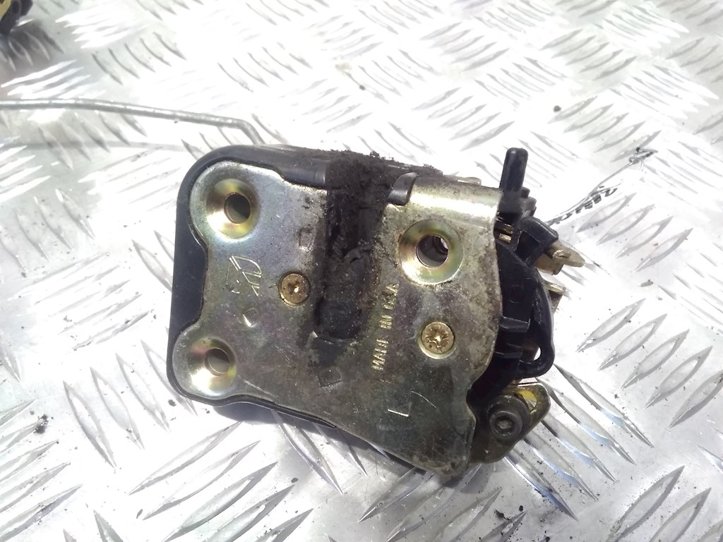 Замок двери задней левой CHRYSLER PT Cruser 2000-2010