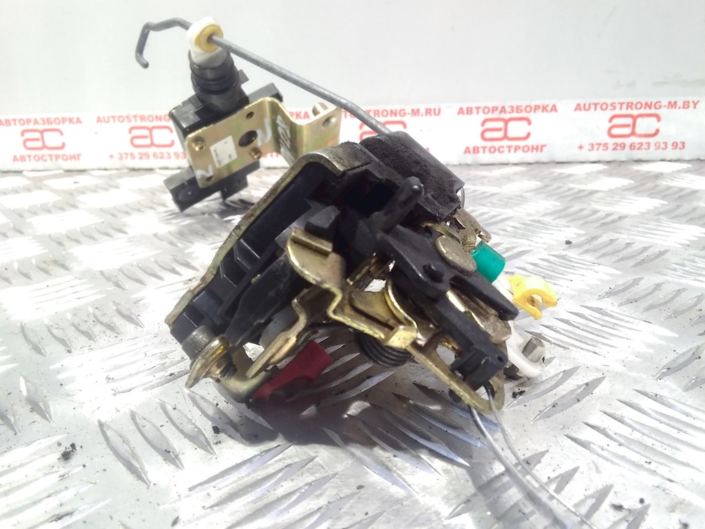 Замок двери задней левой CHRYSLER PT Cruser 2000-2010