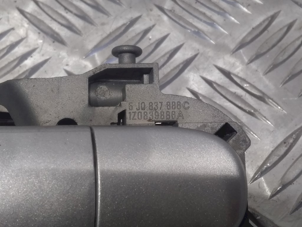 Ручка двери передней наружная левая SKODA Fabia MK2 5J 2007-2014