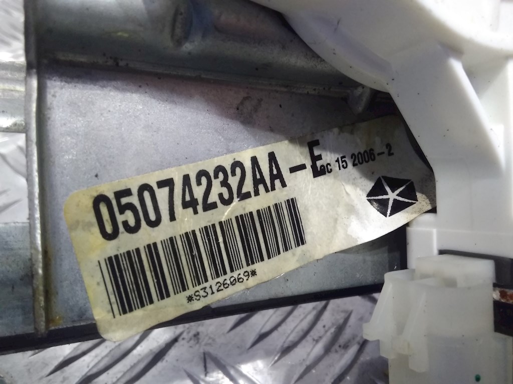 Стеклоподъемник задний правый DODGE Caliber 2006-2011