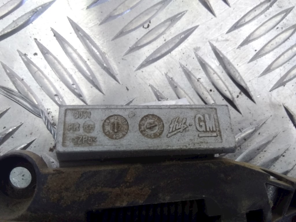 Ручка двери передней наружная правая OPEL Meriva B 2010-2018