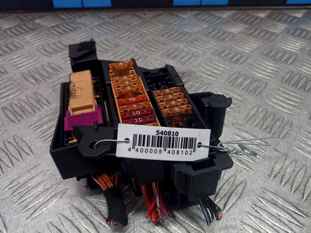 Датчик уровня в бачок омывателя AUDI A5 2007-2016