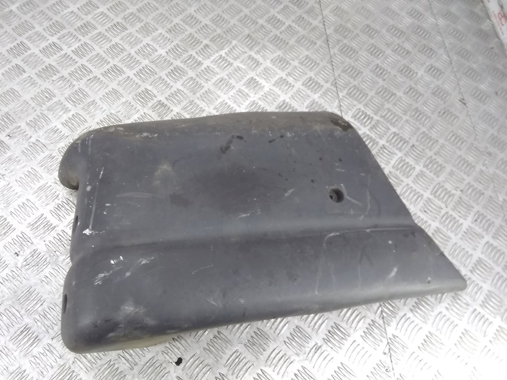 Накладка (клык) бампера левый Opel Movano A (1998-2010)