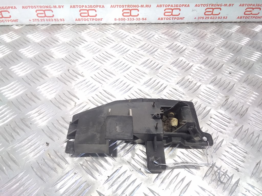 Ручка дверная передняя внутренняя левая CHRYSLER Voyager II ES 1991-1995