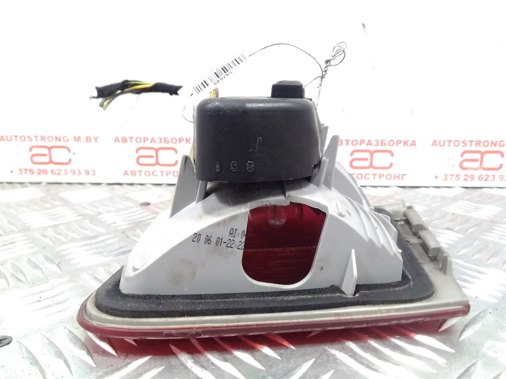 Фонарь задний внутренний левый BMW 3er E46 1998-2006