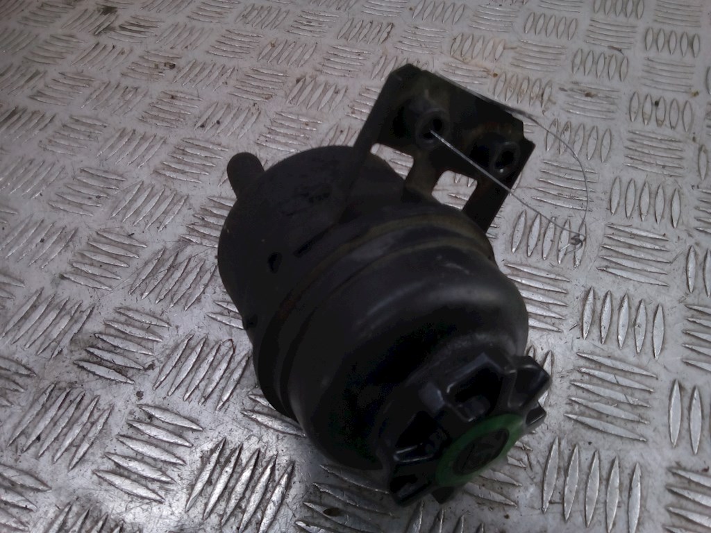 Бачок ГУР (гидроусилителя) BMW 7er 7 серия E32 1986-1994