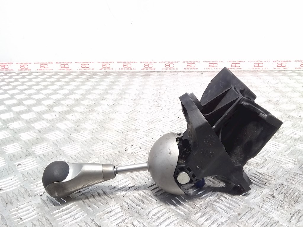 Кулиса (селектор) АКПП/МКПП в салоне HONDA Civic 4D 2006-2016