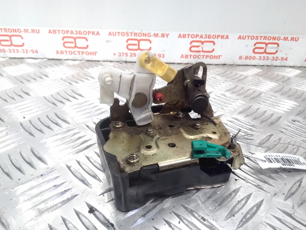 Замок двери задней правой CHRYSLER PT Cruser 2000-2010