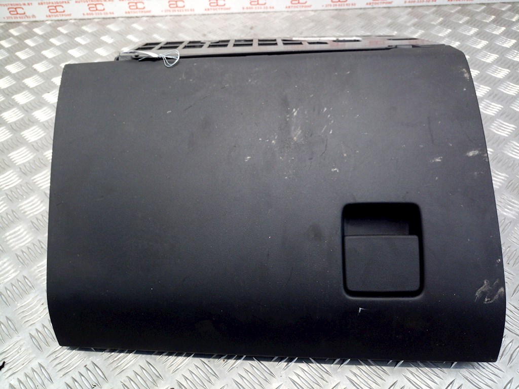 Бардачок OPEL Signum 2003-2008