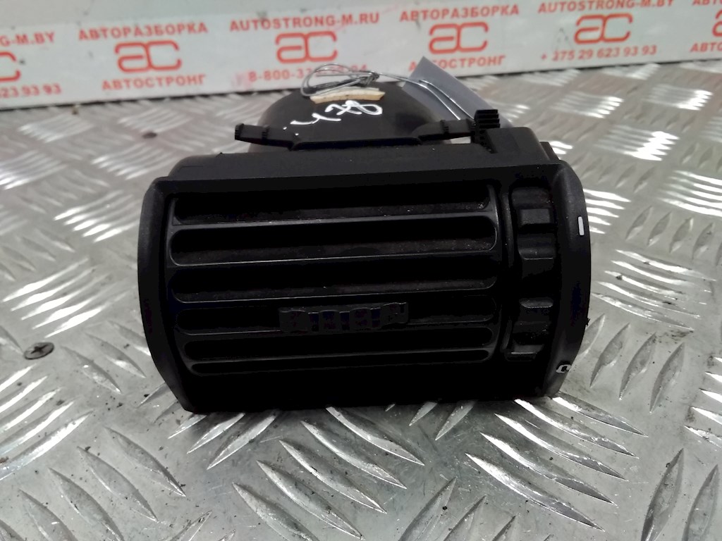 Дефлектор обдува салона BMW 7-Series (E32) (1986-1994)