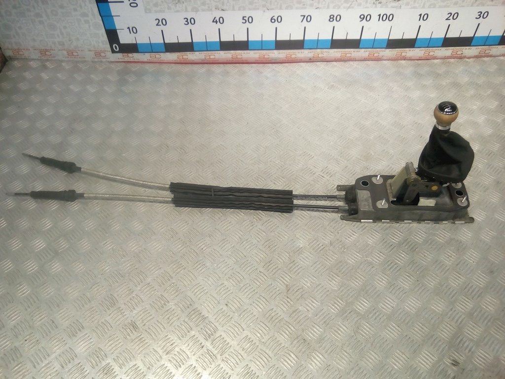 Кулиса (селектор) АКПП/МКПП в салоне VOLKSWAGEN Touran 2003-2010