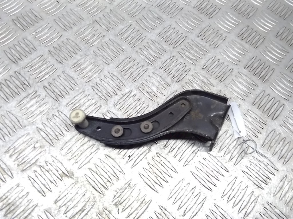 Ролик двери сдвижной (левый/правый средний верхний/нижний) VOLKSWAGEN Caddy III 2004-2015