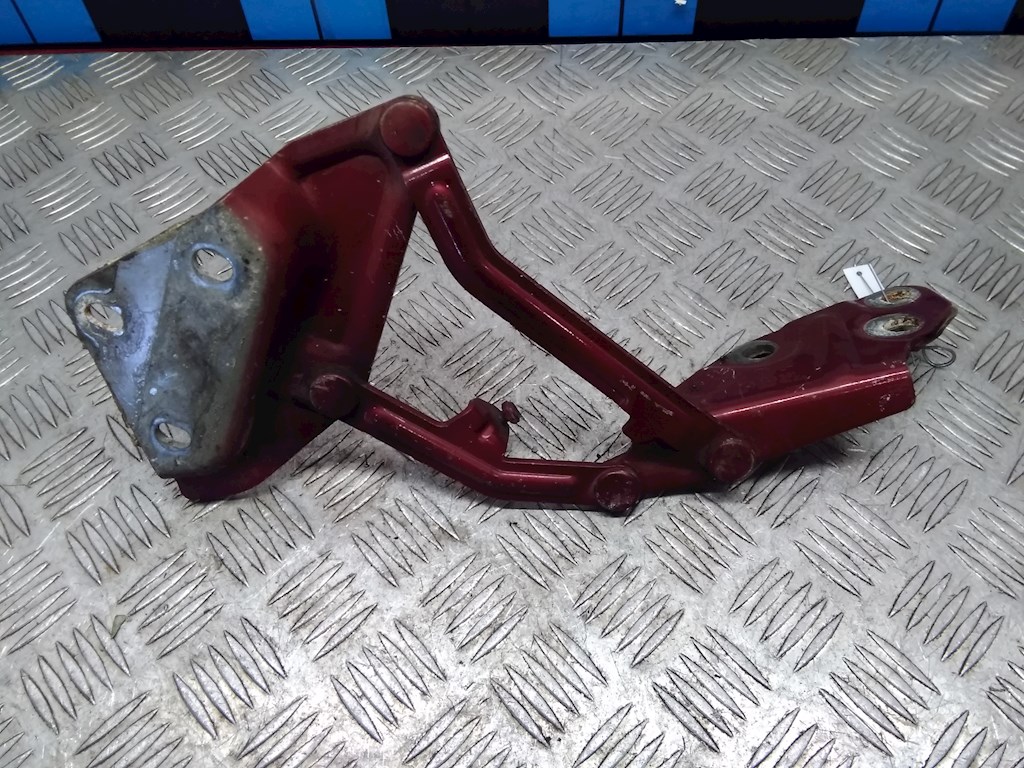 Петля капота левая/правая VOLKSWAGEN Touareg 2002-2010