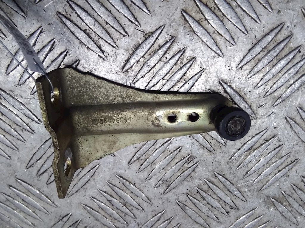 Ролик двери сдвижной (левый/правый средний верхний/нижний) CHRYSLER Voyager IV RG 2001-2007