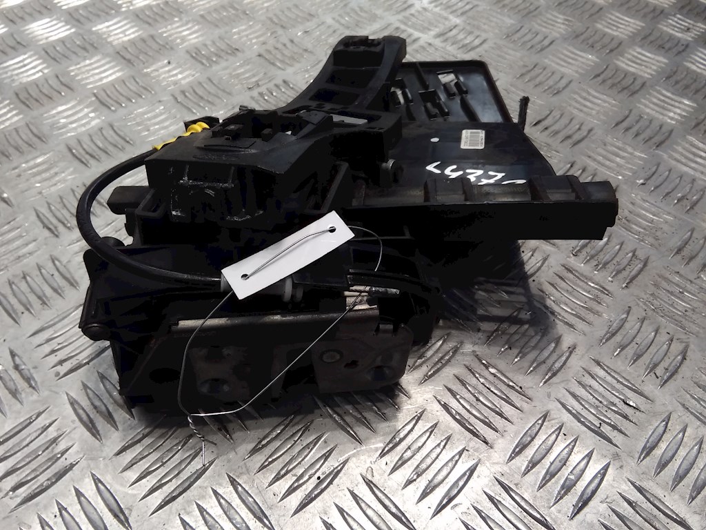 Замок двери передней правой FORD Fiesta 2008-2012