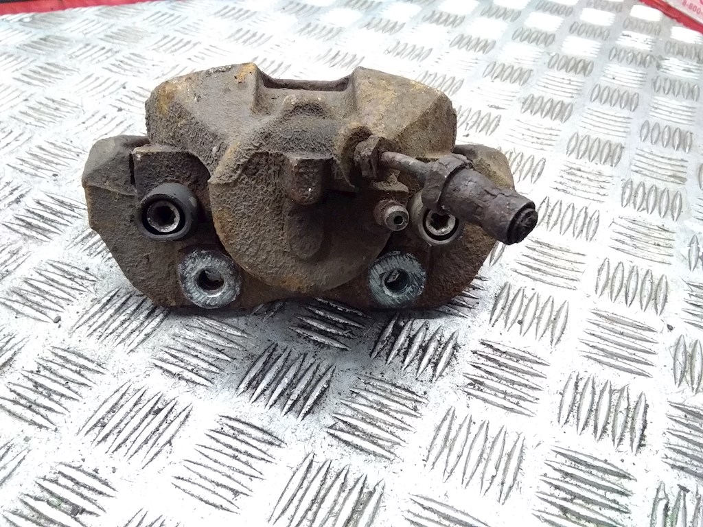 Суппорт передний правый FORD Focus III 2011-2019