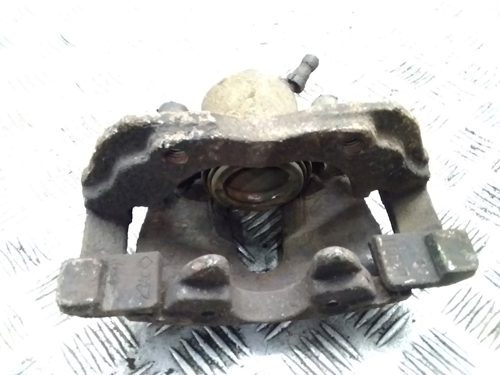 Суппорт передний правый FORD Focus III 2011-2019