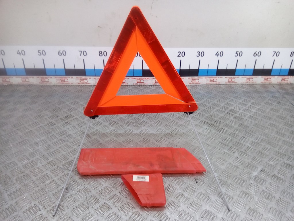 Знак аварийной остановки Chevrolet Aveo (T200-T250) (2002-2012)