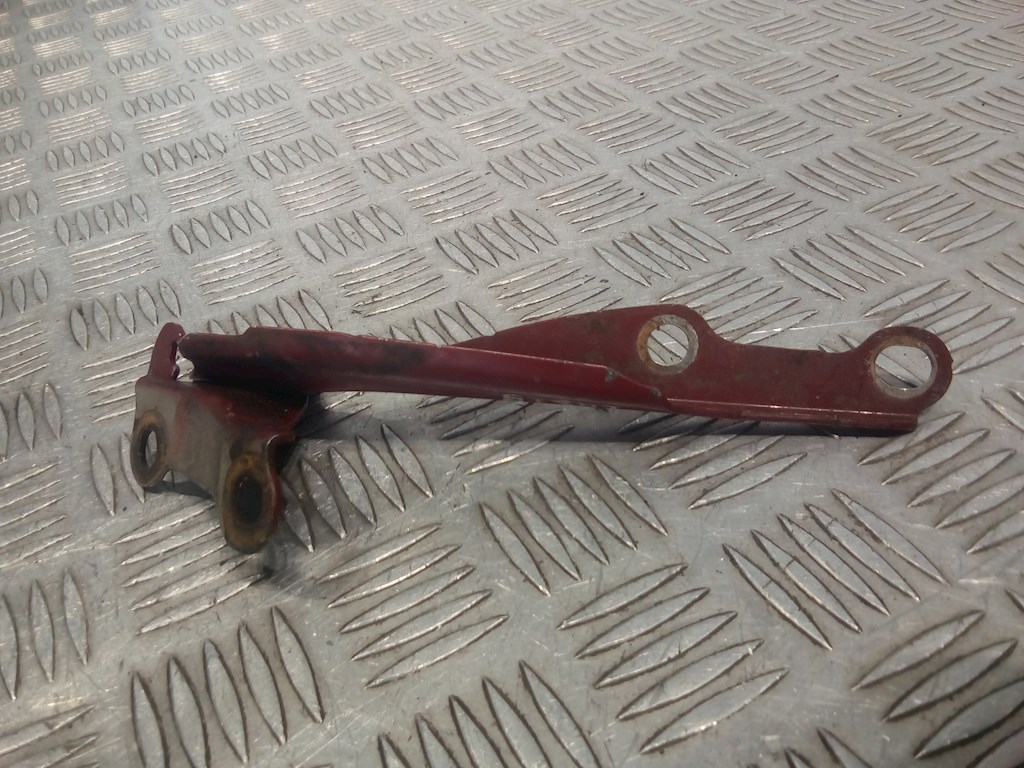 Петля капота левая/правая TOYOTA Yaris Verso 1999-2006