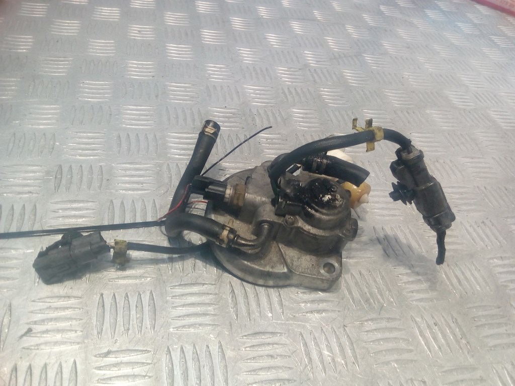 Кронштейн топливного фильтра HONDA CR-V II 2002-2007