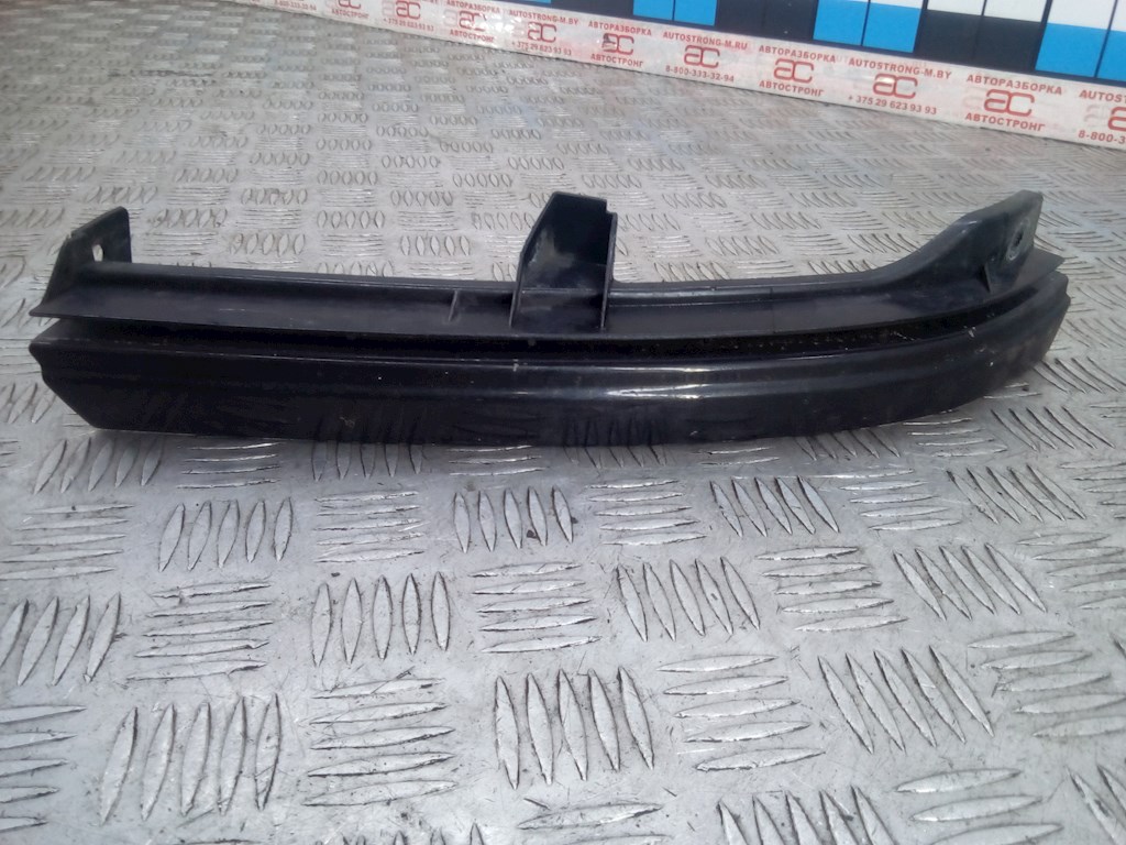 Накладка (планка) под фару правую Opel Zafira A (1999-2006)