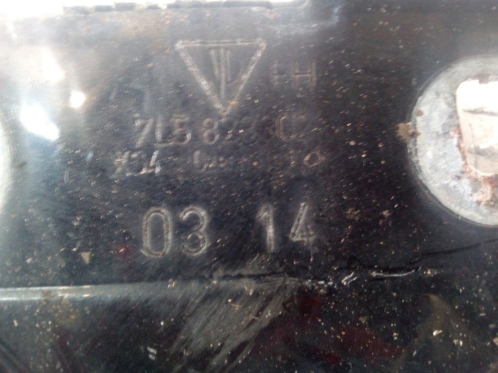 Петля капота левая/правая PORSCHE Cayenne 955/957 2002-2010