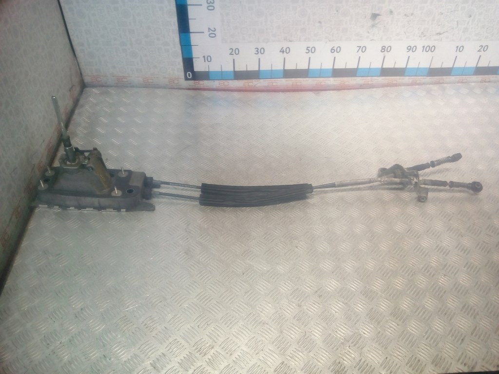 Кулиса (селектор) АКПП/МКПП в салоне VOLKSWAGEN Touran 2003-2010