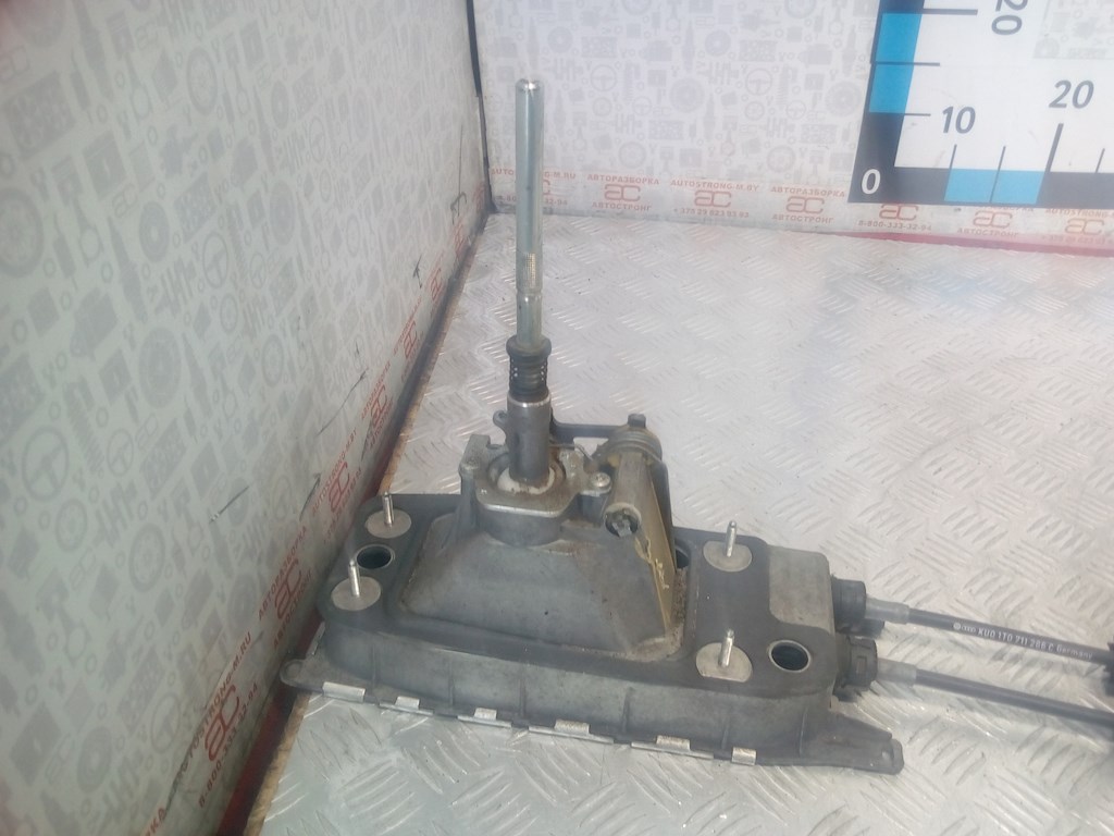 Кулиса (селектор) АКПП/МКПП в салоне VOLKSWAGEN Touran 2003-2010