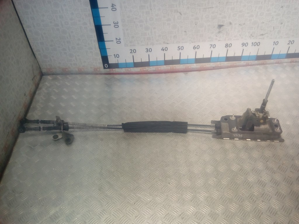 Кулиса (селектор) АКПП/МКПП в салоне VOLKSWAGEN Touran 2003-2010