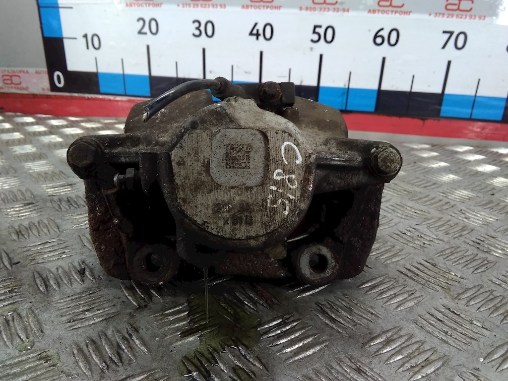 Суппорт передний правый MERCEDES-BENZ C-Class C-klasse W204 2007-2015