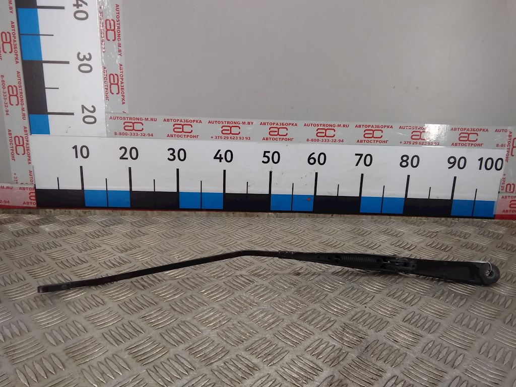 Поводок дворников передний левый/ правый SEAT Ibiza 2002-2008