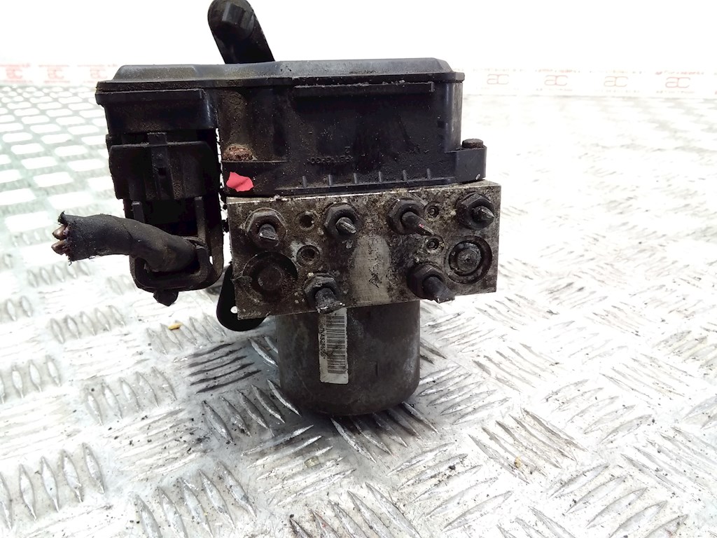 Блок ABS (насос) VOLKSWAGEN Passat B7 2011-2015