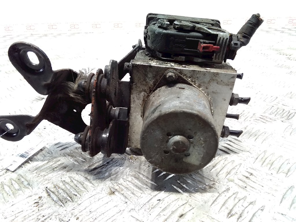 Блок ABS (насос) VOLKSWAGEN Passat B7 2011-2015