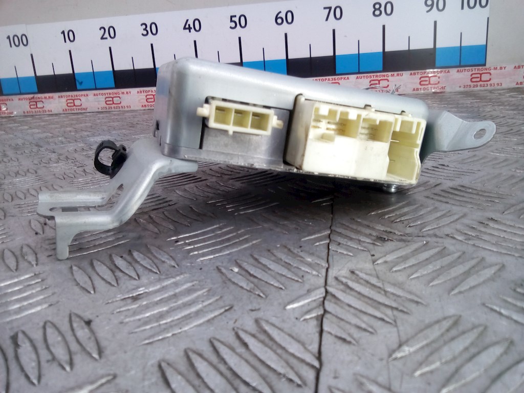 Блок комфорта TOYOTA Avensis 2009-2015